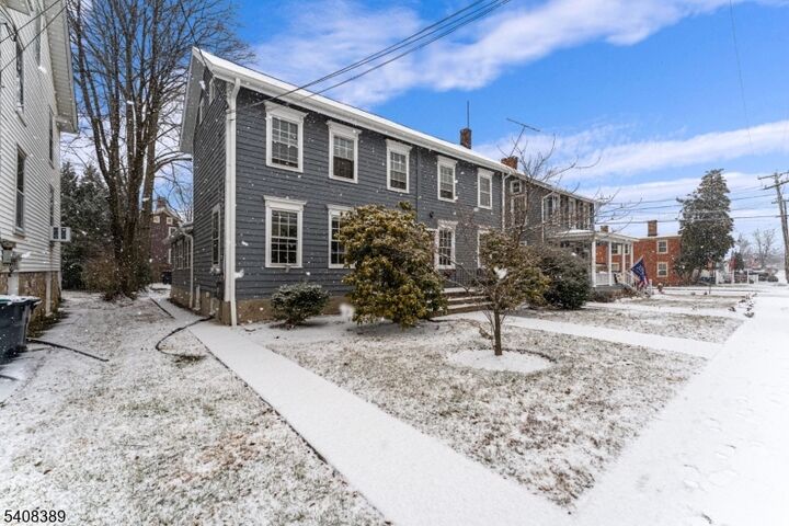 Property Photo:  22 Park Avenue  NJ 08822 