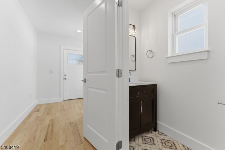 Property Photo:  918 Bower St  NJ 07036 