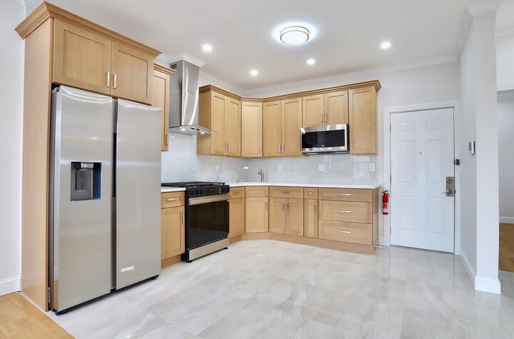 Property Photo: 915 Central Ave 2 NJ 07087