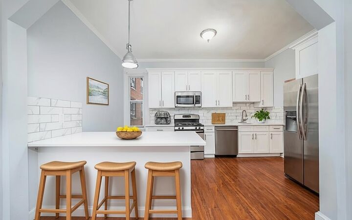 Property Photo:  262 Palisade Ave 2  NJ 07307-1111 