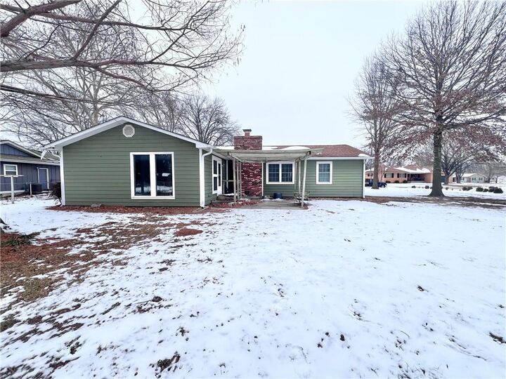 Property Photo:  919 Circle Drive  KS 67301 