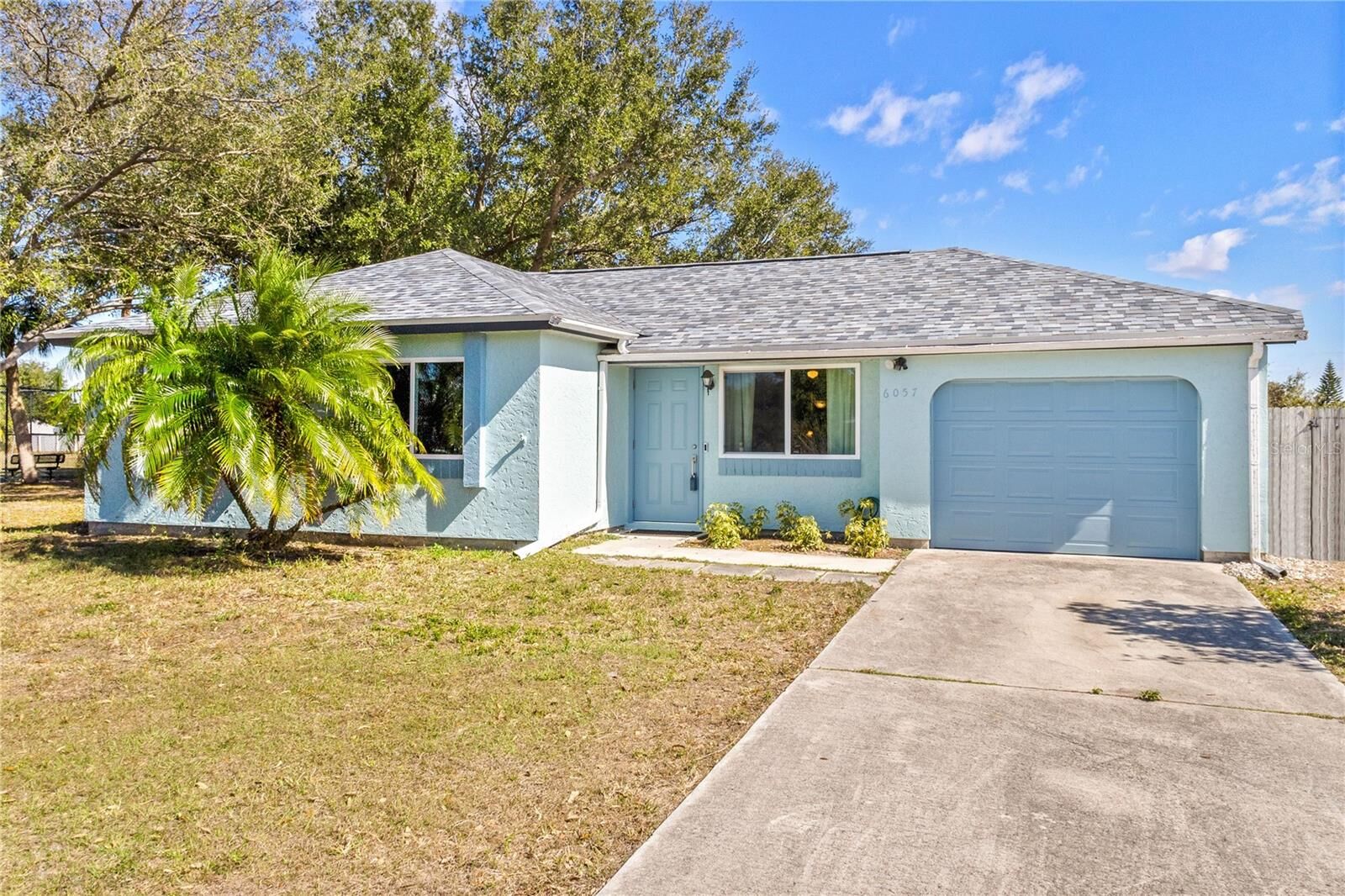Property Photo: 6057 Myrtlewood Road FL 34287