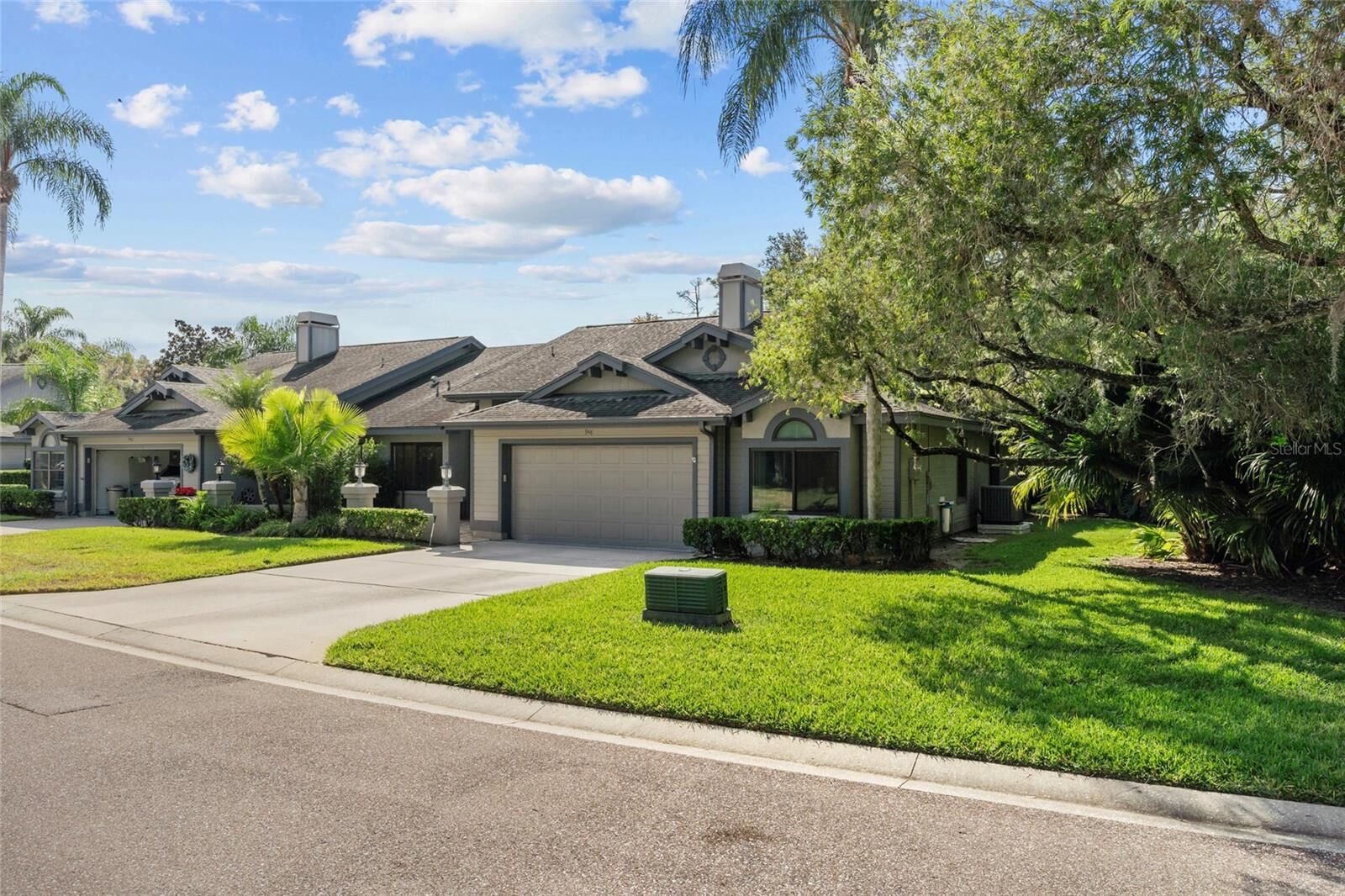 Property Photo:  948 Lucas Lane  FL 34677 