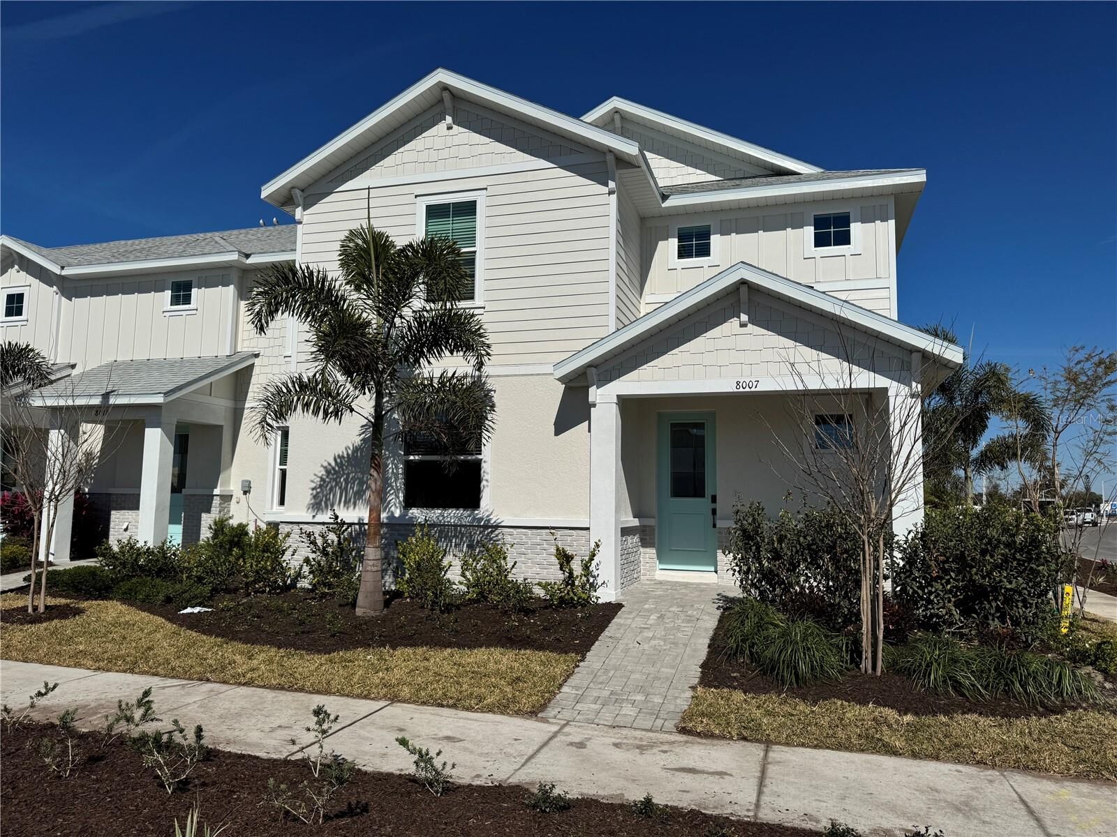 Property Photo:  8007 Seaflower Parkway  FL 34210 
