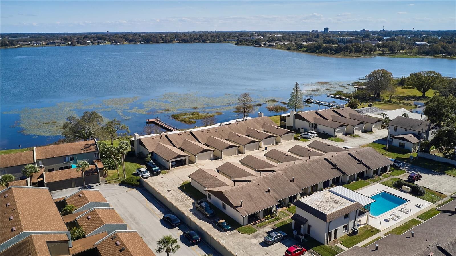 Property Photo: 2410 Hartridge Point Drive W FL 33881