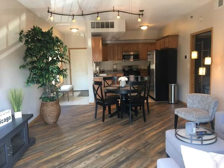 Property Photo:  10624 S Central Avenue 2B  IL 60415 