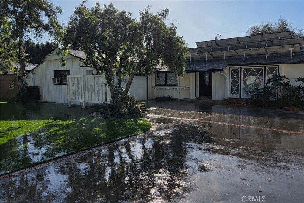 Property Photo: 17322 Keswick CA 91325