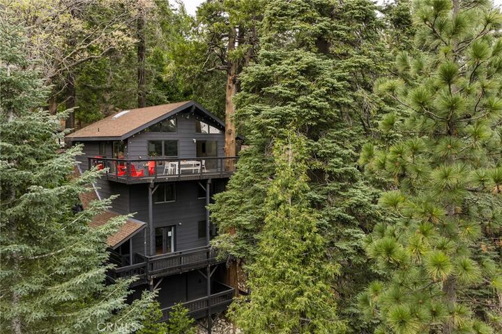 Property Photo:  555 Dover Court  CA 92352 