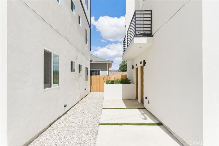 Property Photo:  2843 Folsom  CA 90033 