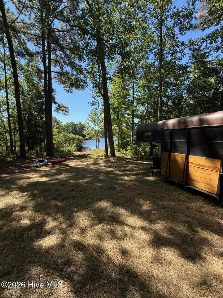 Property Photo: 801 Jeff Road NC 28510