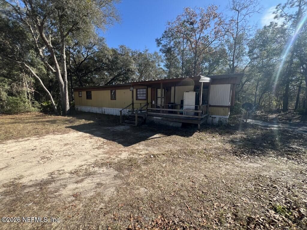 Property Photo:  556 County Road 219  FL 32666 