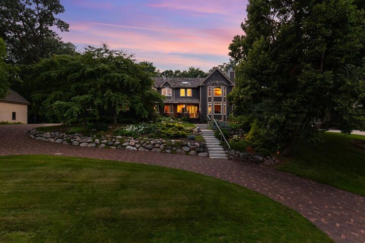 Property Photo:  2890 Autumn Woods Drive  MN 55318 