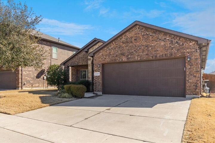 Property Photo:  2304 Laurel Forest Drive  TX 76177 