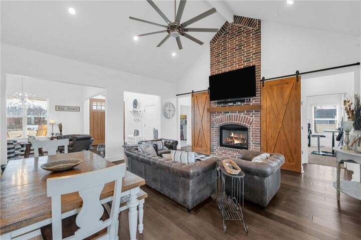 Property Photo:  9801 Rebel Road  AR 72736 