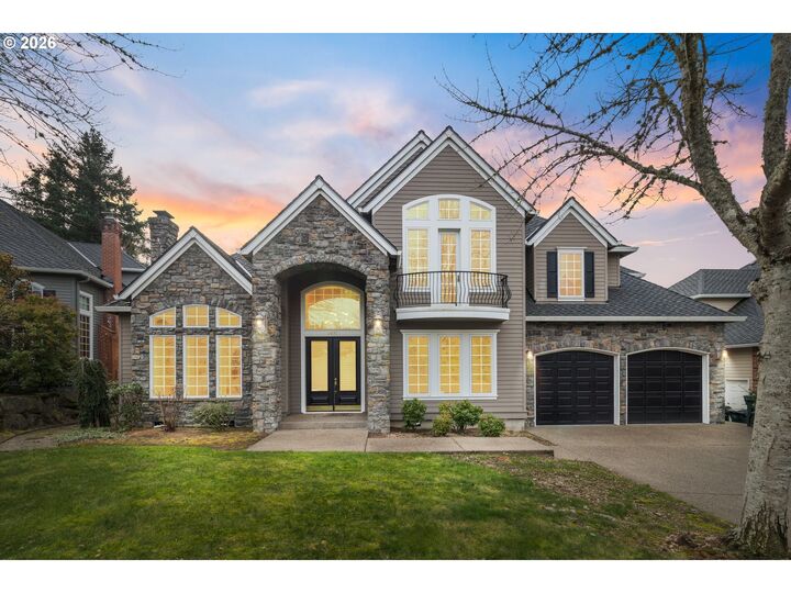 Property Photo:  2037 NW Woodrose Dr  OR 97229 