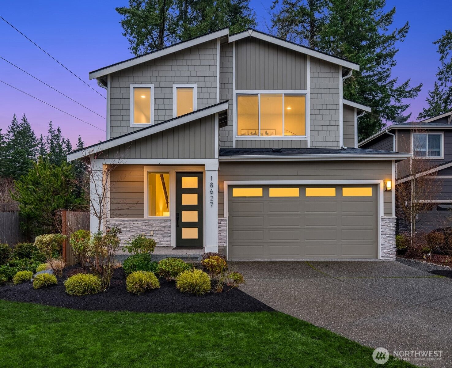 Property Photo: 18627 Meridian Place W WA 98012
