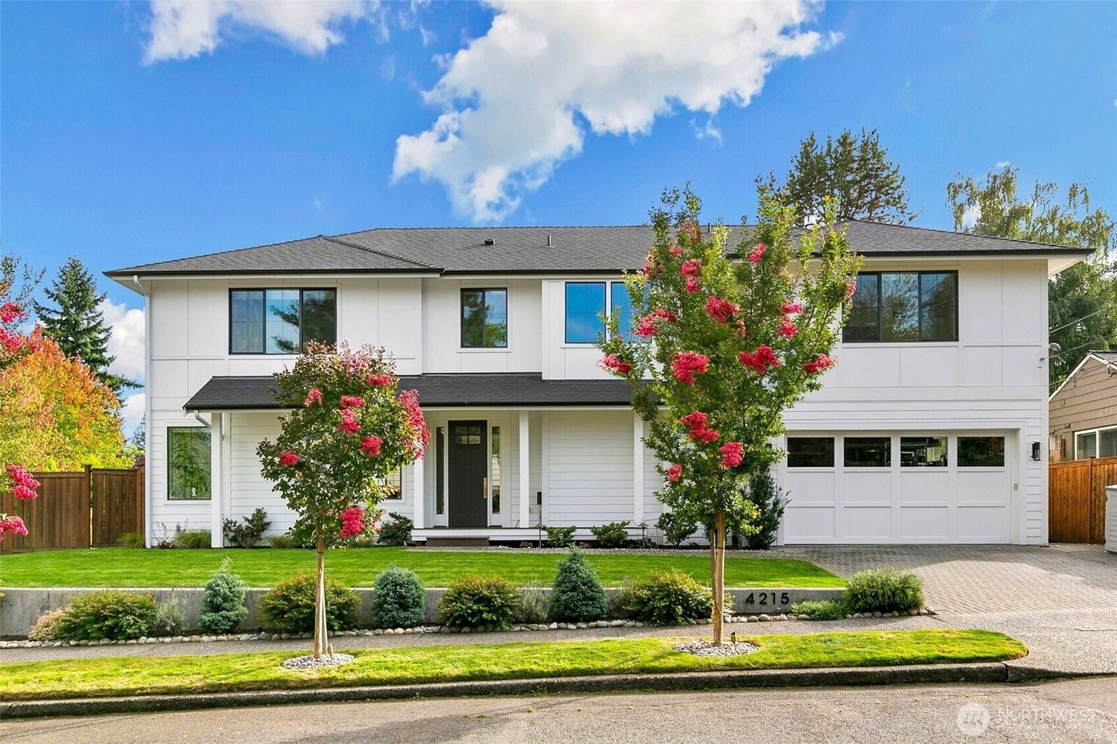 Property Photo:  4215 NE 82nd Street  WA 98115 