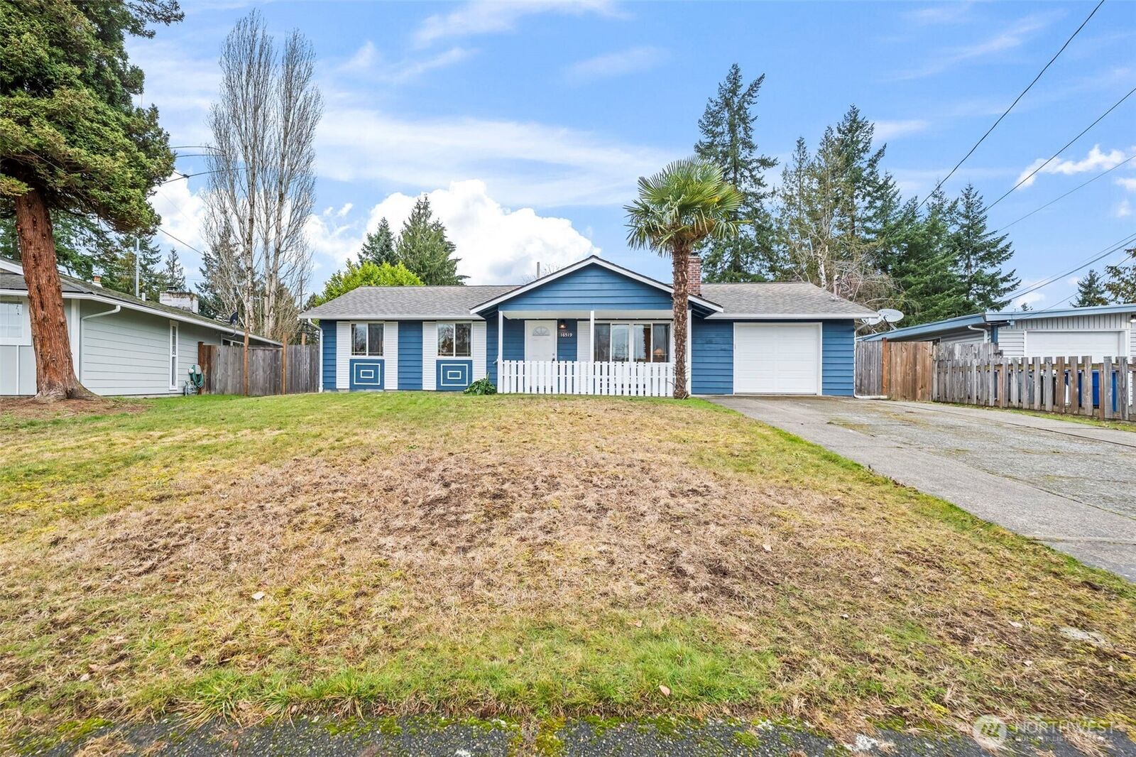 Property Photo:  16519  116th Place SE  WA 98058 