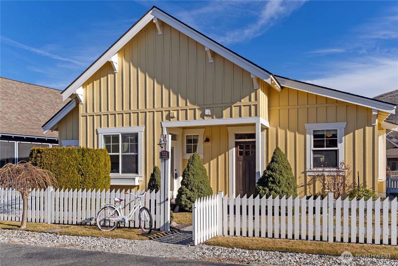 Property Photo:  102  Shenanigan Lane  WA 98844 