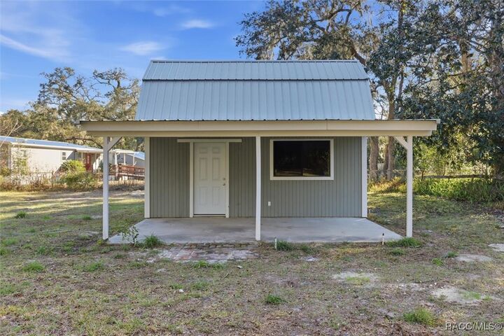 Property Photo:  100 Kostka Drive  FL 34604 