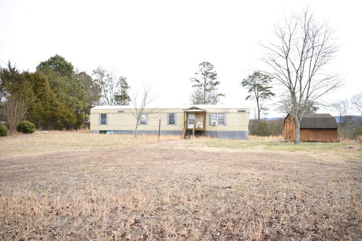 Property Photo:  315 County Road 617  TN 37303 