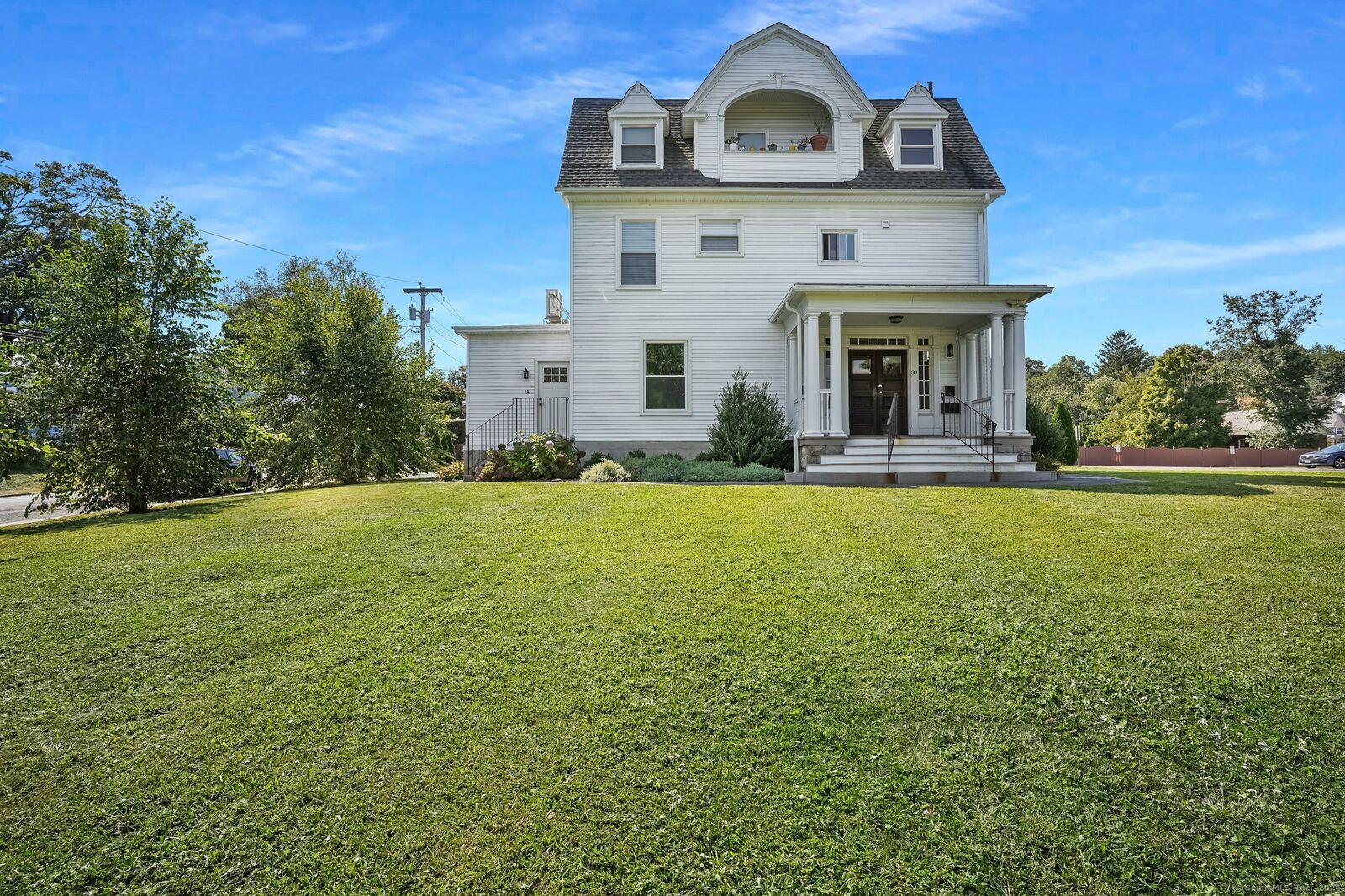 Property Photo:  30 Fairmont Place  CT 06484 