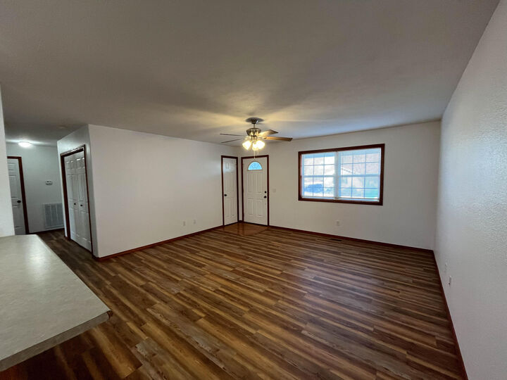Property Photo: 414 Regina Avenue MO 65791