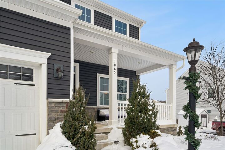 Property Photo:  1065 Wedgewood Dr  PA 15644 