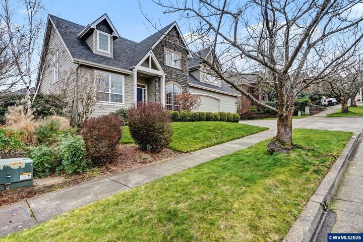 Property Photo:  5830 Pikes Pass St SE  OR 97306 