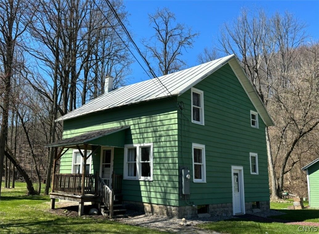 Property Photo:  32 W Center Street  NY 13101 