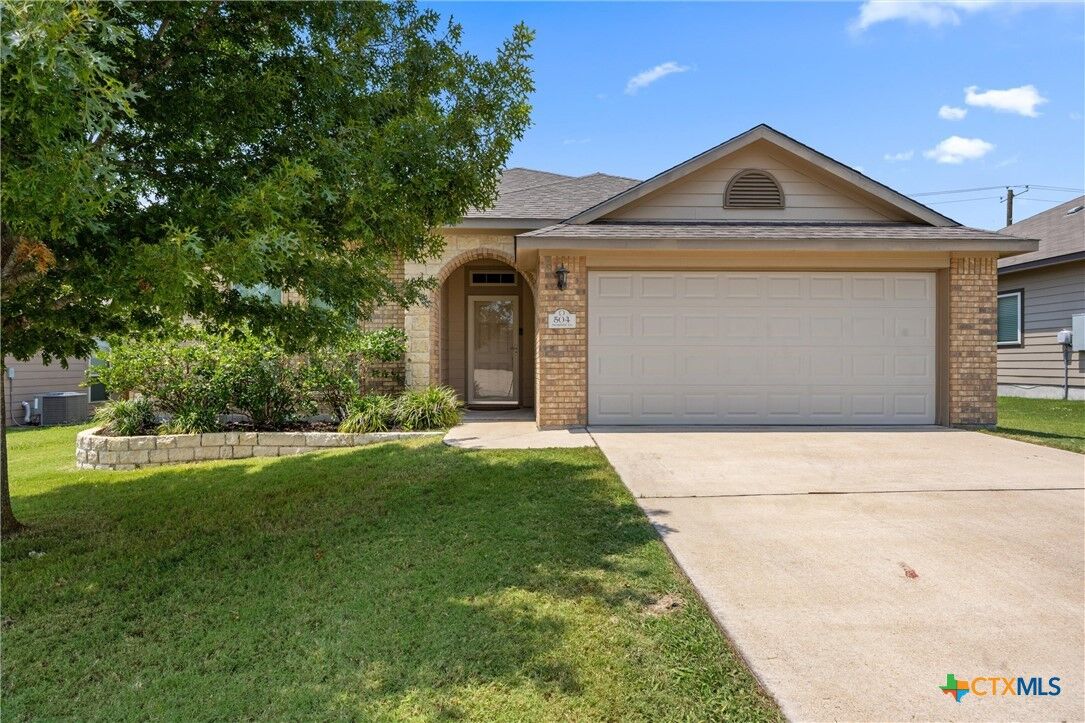 Property Photo:  504 Parkfield Lane  TX 76502 