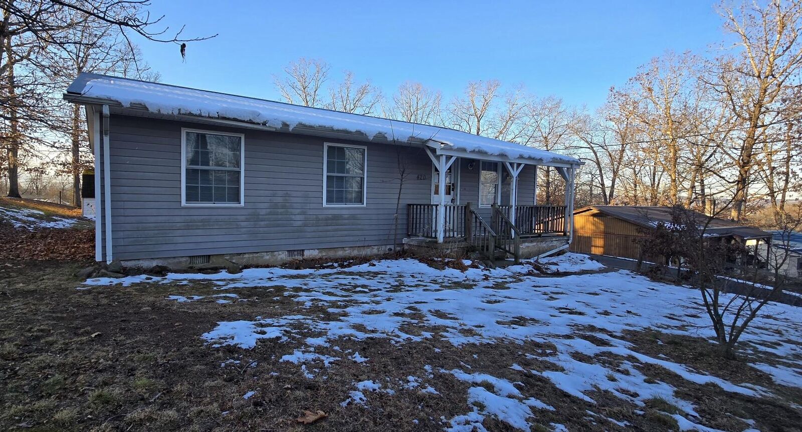 Property Photo:  420 Wildwood Ave  WV 24901 