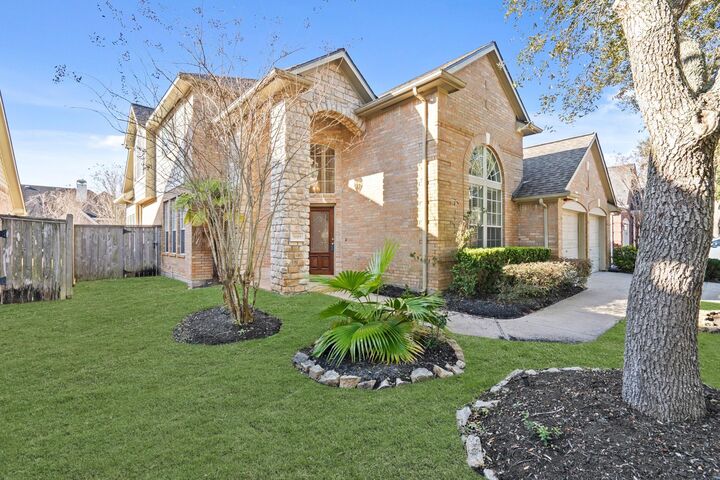 Property Photo:  5819 Brook Bend Drive  TX 77479 
