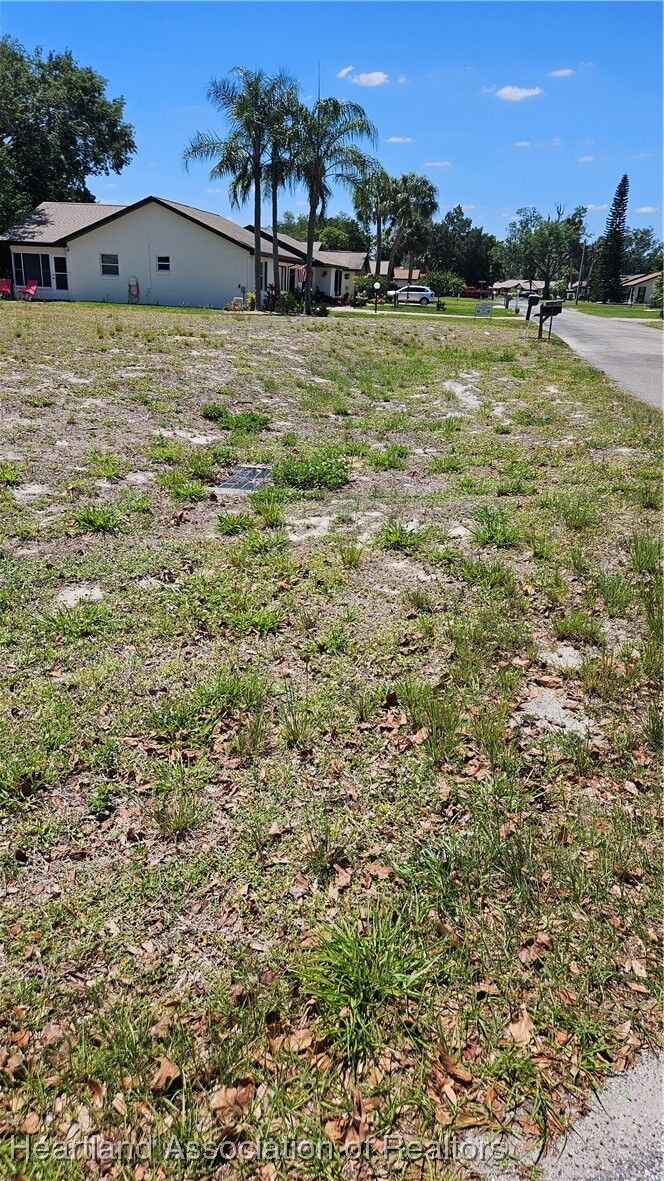 Property Photo:  109 Jasmine Street  FL 33852 