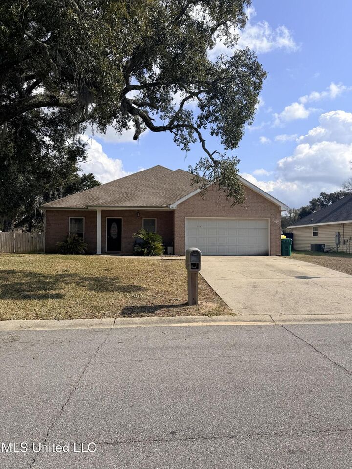 Property Photo:  2308 Rue Beaux Chenes  MS 39564 