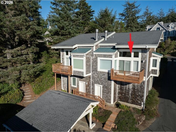 Property Photo:  505 Capes Dr 2  OR 97134 