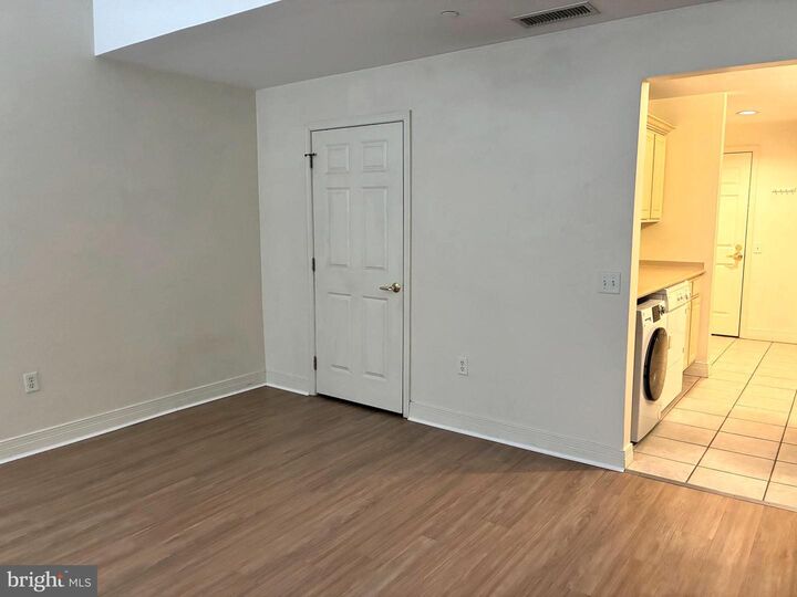 Property Photo:  1600 Arch Street 18 612  PA 19103 