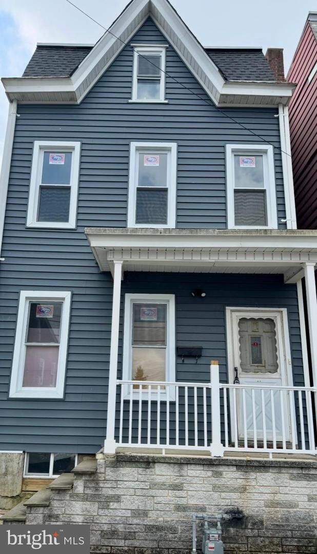 Property Photo:  1751 W Norwegian Street  PA 17901 