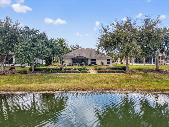 Property Photo:  8916 Bridgeport Bay Circle  FL 32757 