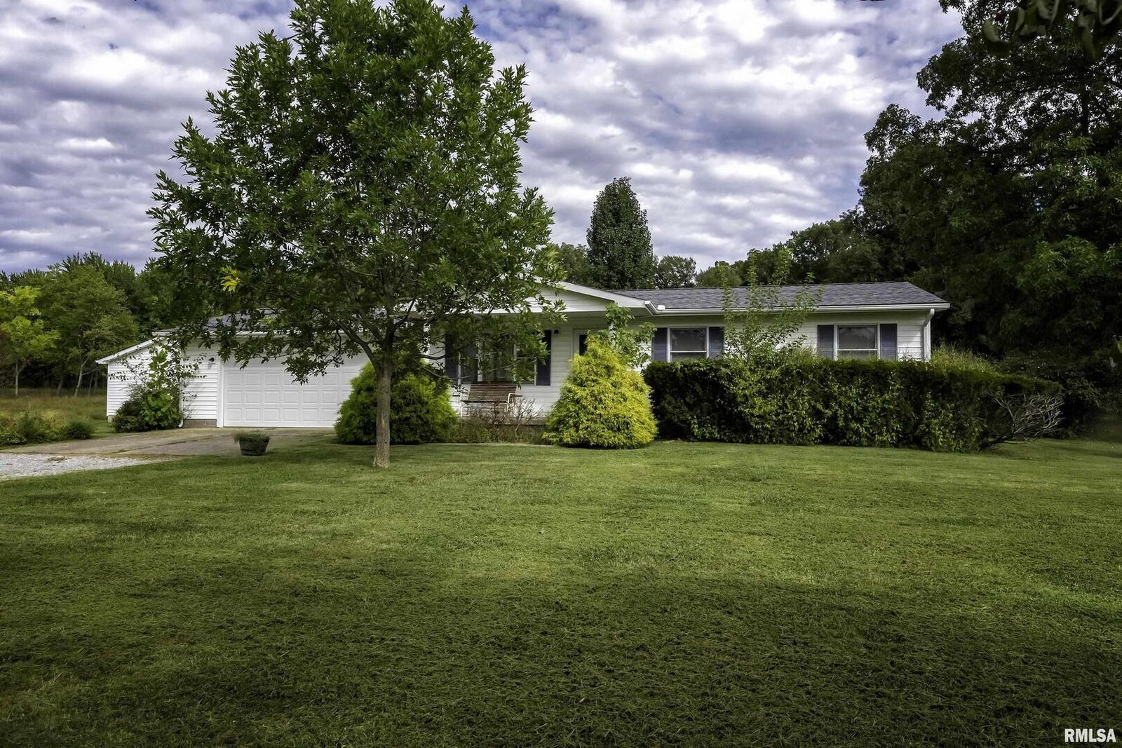 Property Photo:  11748 Pease Road  IL 62959 