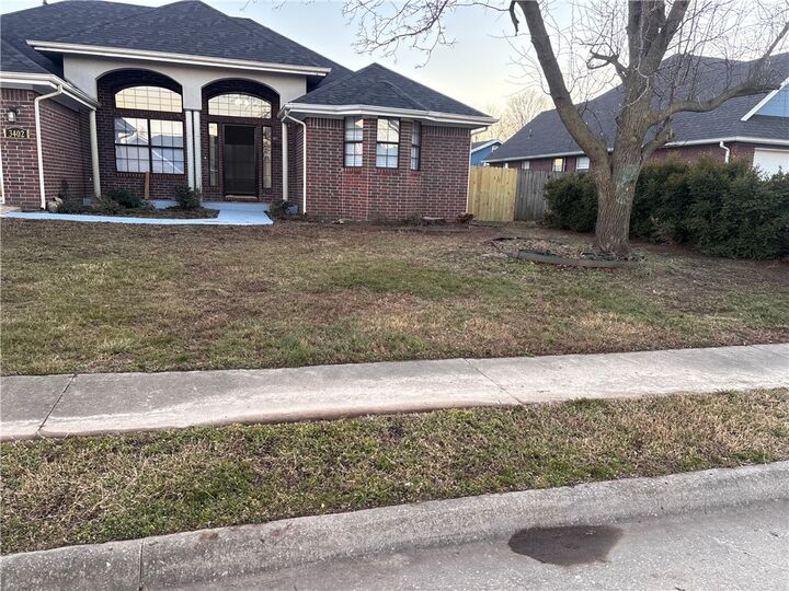 Property Photo:  3402 W Center Street  AR 72756 