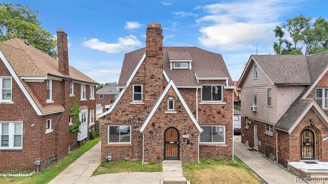 Property Photo:  17190 Santa Barbara Drive  MI 48221 