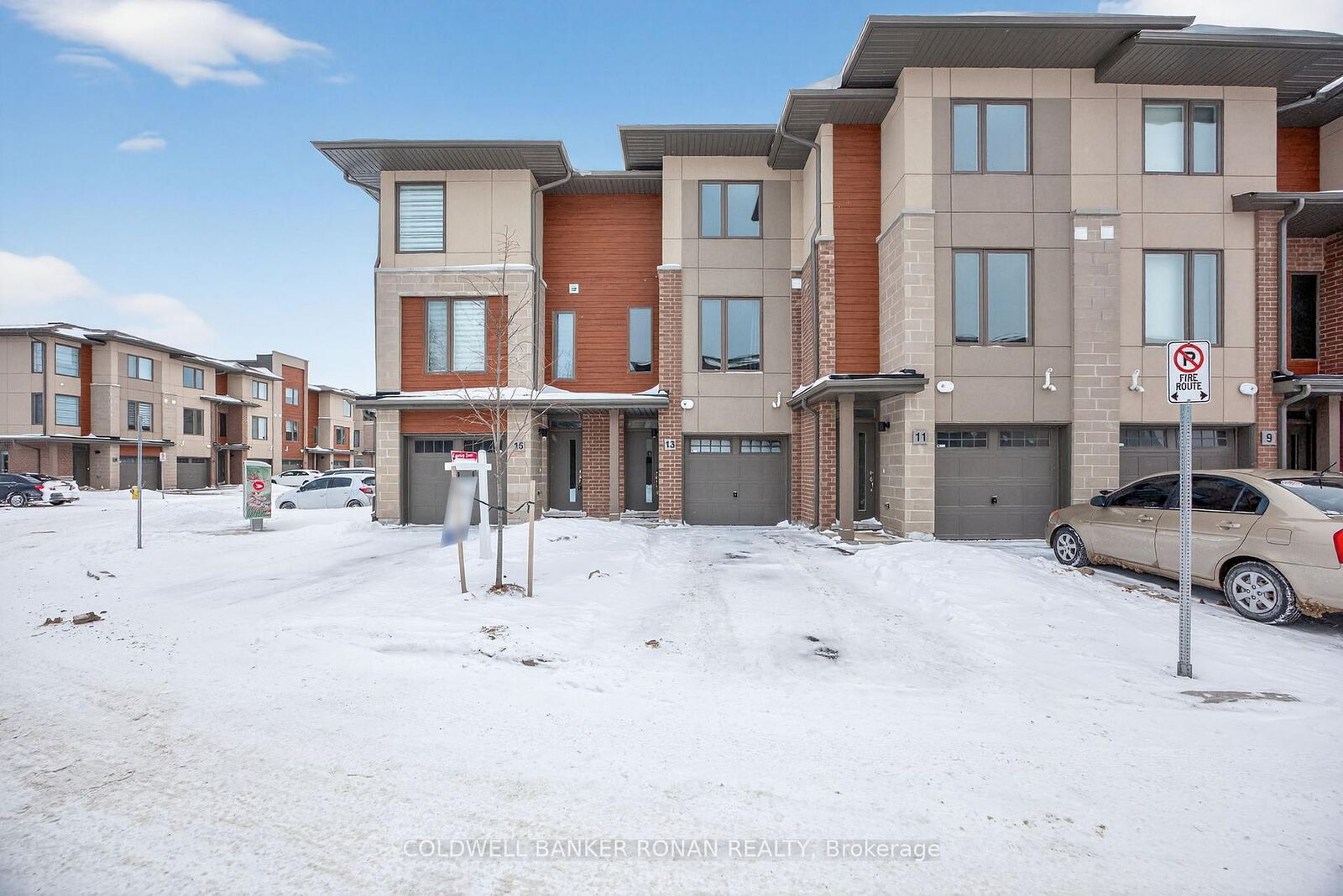 Property Photo:  13 Winters Crescent  ON L9Y 5H8 