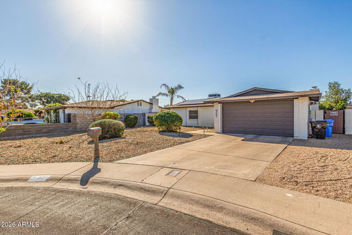 Property Photo: 921 W Muriel Drive AZ 85023