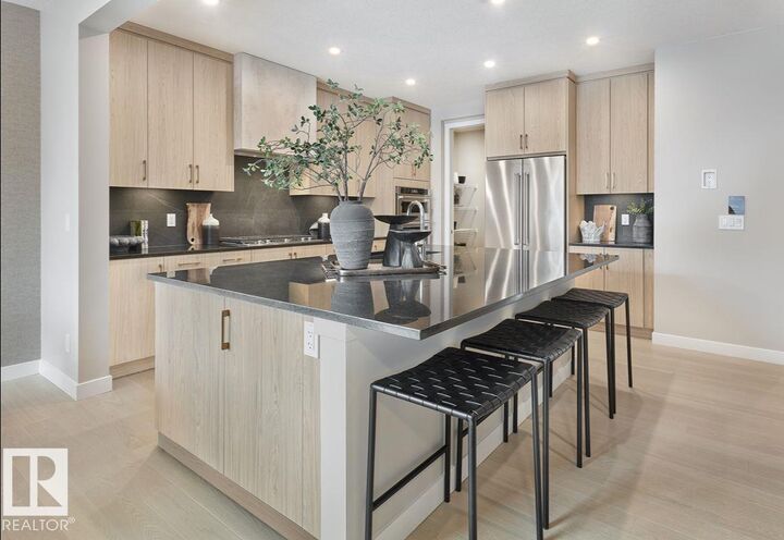 Property Photo:  17519 7 Street NE  AB T5Y 4K3 