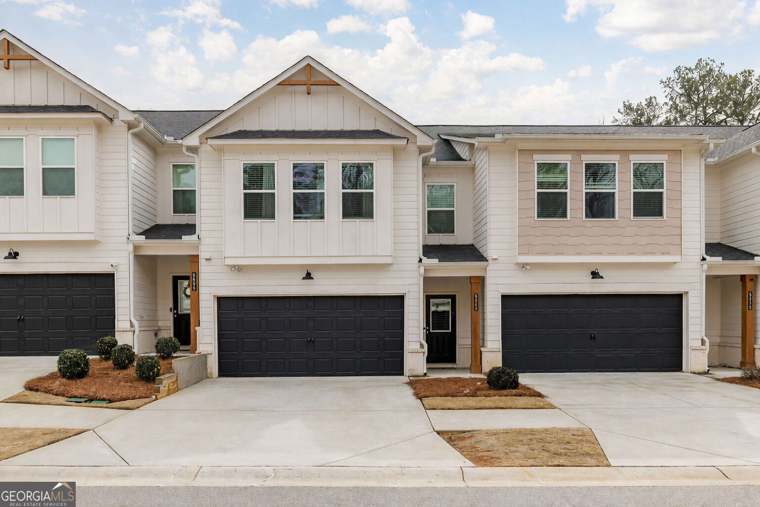 Property Photo:  5545 Rockfern Drive  GA 30047 