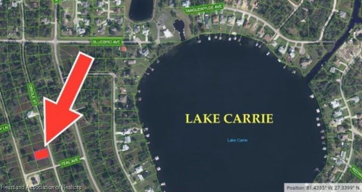 Property Photo:  1040 Oriole Street  FL 33852 