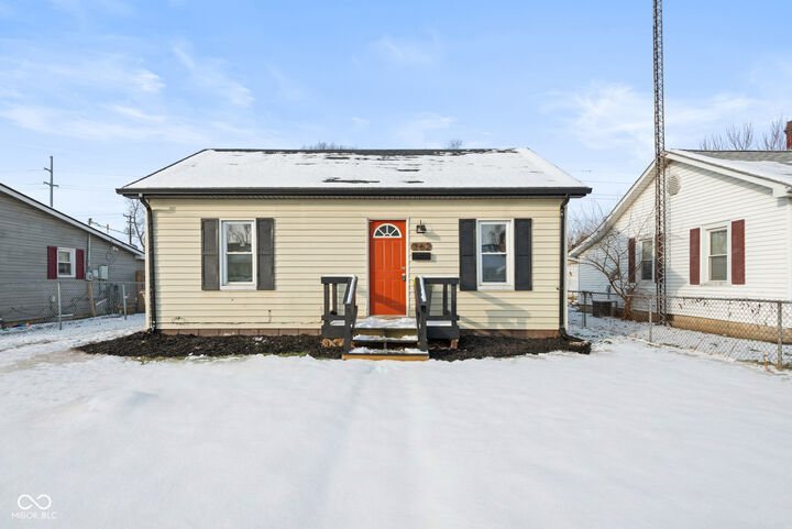 Property Photo:  362 Hege Avenue  IN 47201 