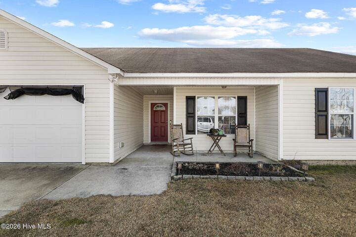 Property Photo:  205 High Meadow Court  NC 28574 