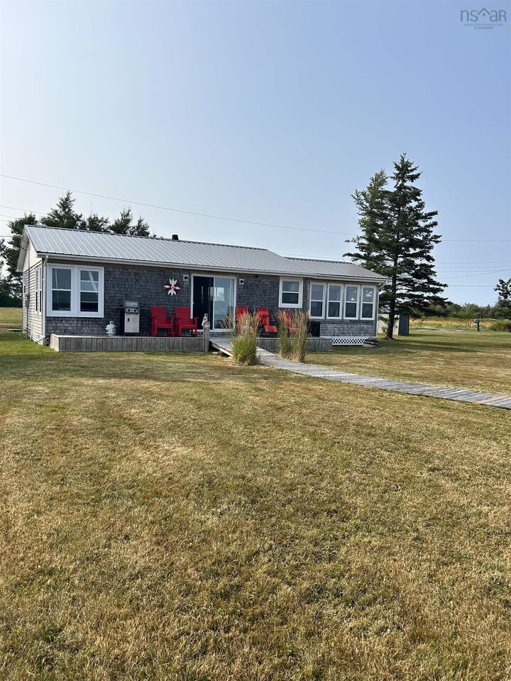 107 Hamilton Lane — photo 1